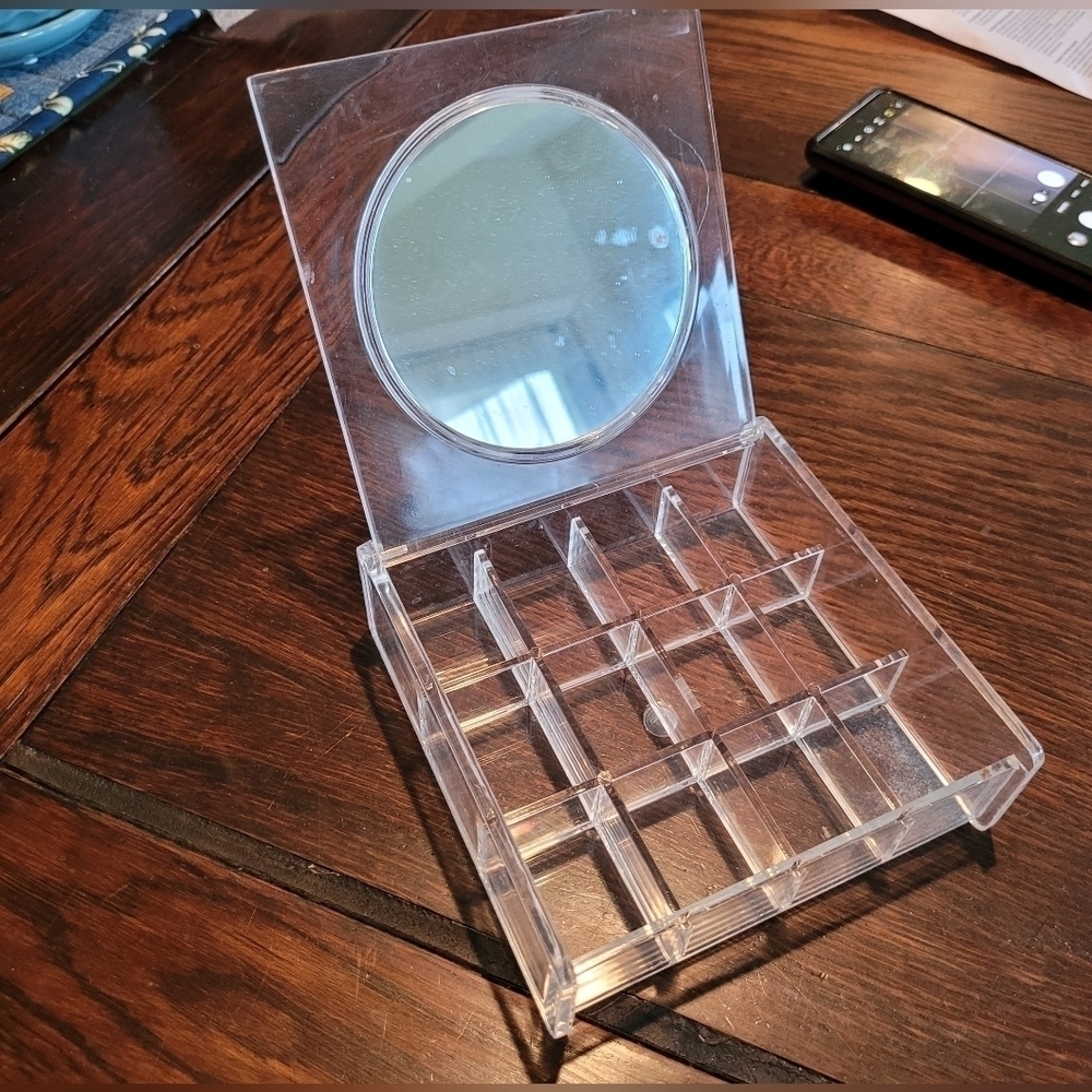 Makeup organizer ( acrylic)
